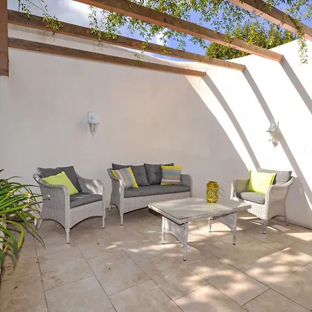 Apartment Le Rosier By Interhome Morieres-les-Avignon